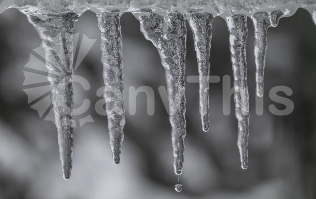 
									Suspended Icicles