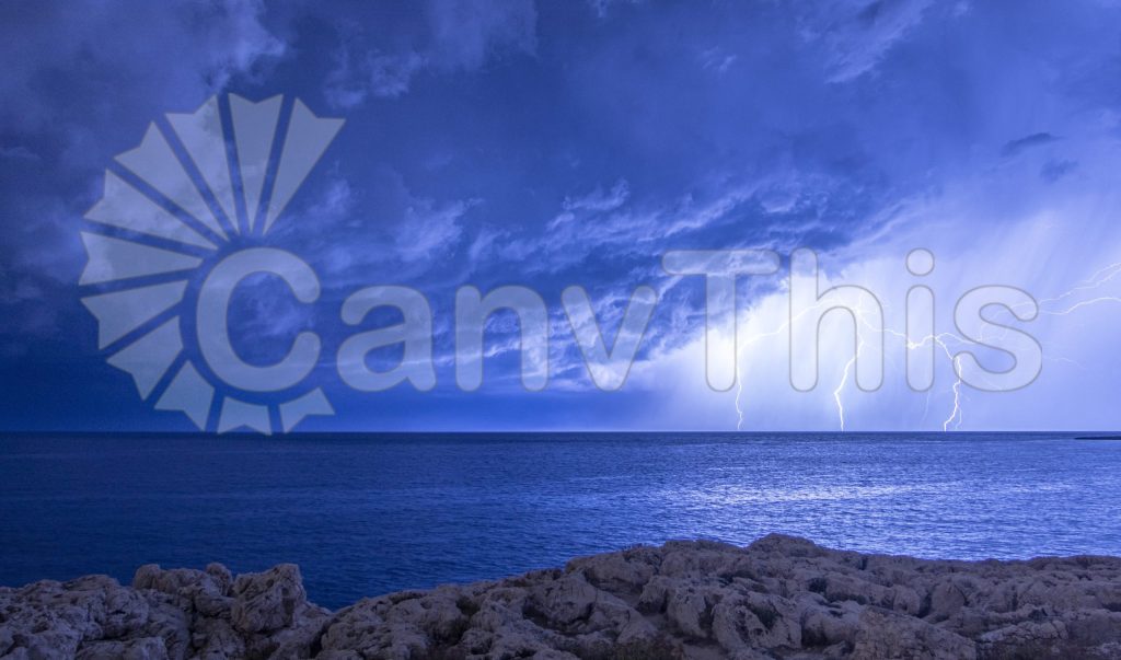 
									Dramatic Thunderstorm